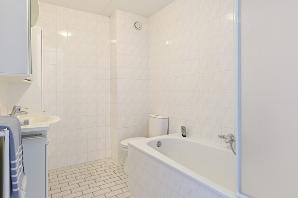 Medium property photo - Schouw 58, 2408 PC Alphen aan den Rijn