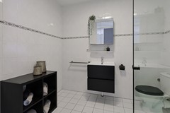 K8B719~0.JPG