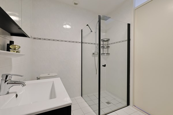 Medium property photo - Kooikerstraat 30, 2408 SN Alphen aan den Rijn