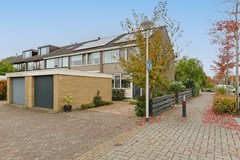 Helmhof_2_Alphen_aan_den_Rijn_01.jpg