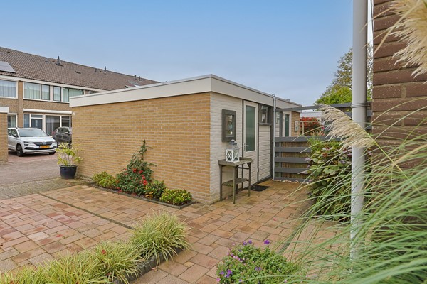 Medium property photo - Helmhof 2, 2403 VN Alphen aan den Rijn