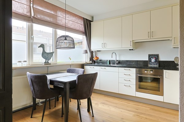 Medium property photo - Helmhof 2, 2403 VN Alphen aan den Rijn