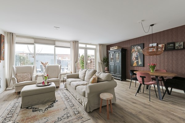 Medium property photo - De Oude Wereld 112, 2408 TM Alphen aan den Rijn