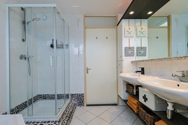 Medium property photo - De Oude Wereld 112, 2408 TM Alphen aan den Rijn