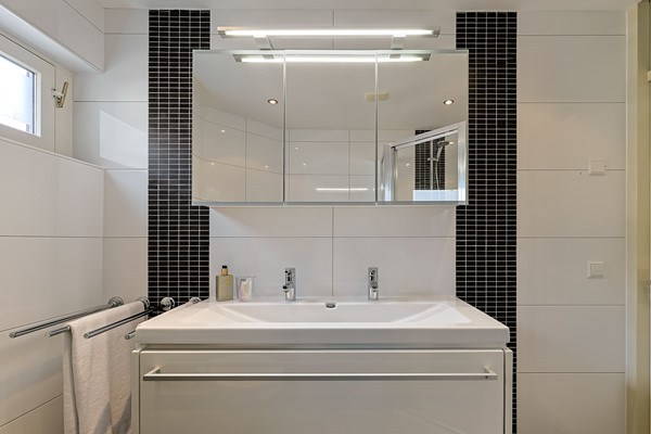 Medium property photo - Aardepad 5, 2408 NP Alphen aan den Rijn