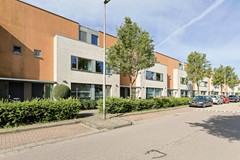 Onder bod: Sfeervolle, instapklare en ruime eengezinswoning met zonnige tuin op het zuiden!