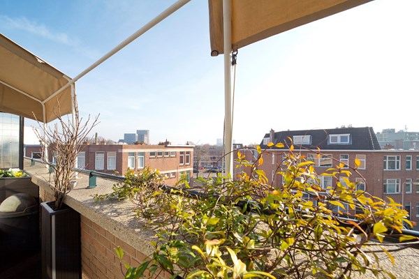 Medium property photo - Ingenhouszstraat 11, 2522 AX The Hague
