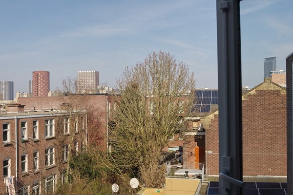 Medium property photo - Ingenhouszstraat 11, 2522 AX The Hague