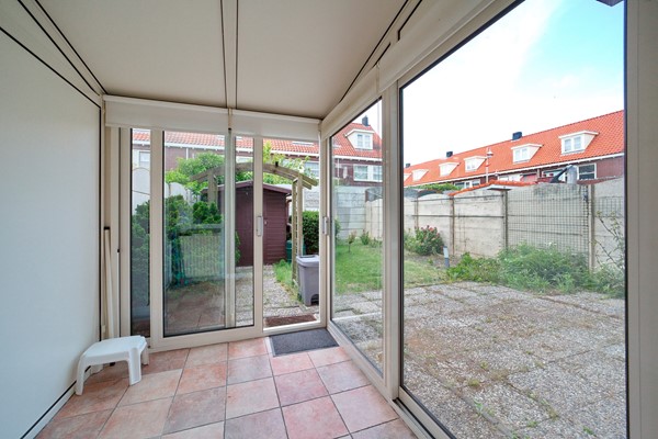 Medium property photo - Tienhovenselaan 27, 2574 SW The Hague