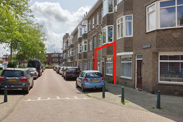Medium property photo - Tienhovenselaan 27, 2574 SW The Hague