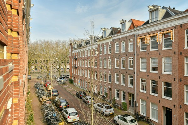 Medium property photo - Van Oldenbarneveldtstraat 18-2, 1052 KA Amsterdam