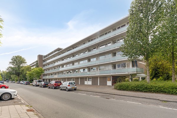 Medium property photo - Maarten Lutherweg 117, 1185 AL Amstelveen