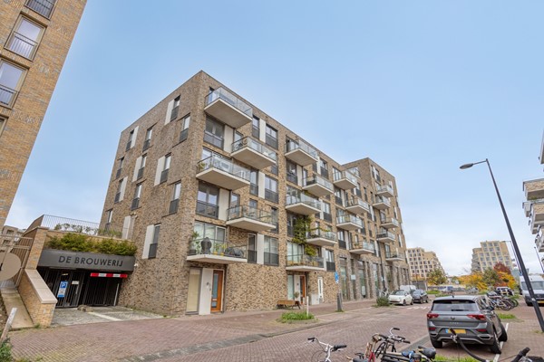 Medium property photo - Nida Senffstraat 153, 1095 MX Amsterdam