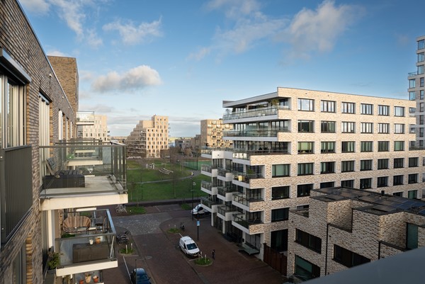 Medium property photo - Nida Senffstraat 153, 1095 MX Amsterdam