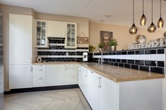 New for sale: Jungstraat 2F, 2037 KM Haarlem