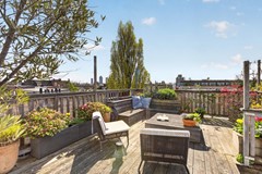 Sold subject to conditions: Van Ostadestraat 220-4, 1073 TT Amsterdam