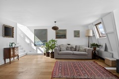 Sold subject to conditions: Van Ostadestraat 220-4, 1073 TT Amsterdam