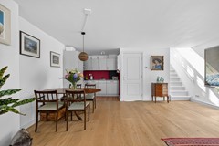 Sold subject to conditions: Van Ostadestraat 220-4, 1073 TT Amsterdam