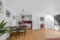 Sold subject to conditions: Van Ostadestraat 220-4, 1073 TT Amsterdam
