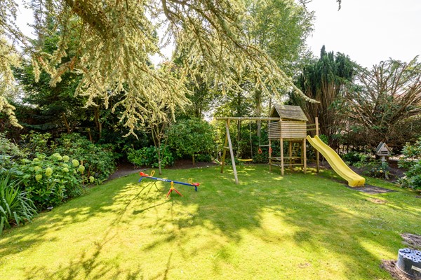Medium property photo - Veursestraatweg 124A, 2265 CH Leidschendam