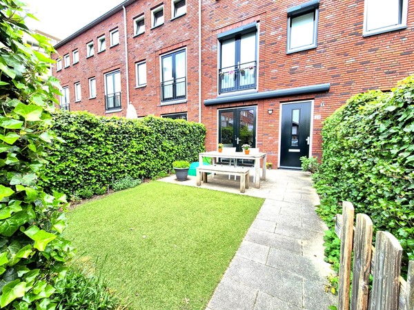 Medium property photo - Spaarwaterhof 24, 2593 RS The Hague