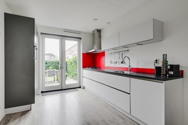 Medium property photo - Spaarwaterhof 24, 2593 RS The Hague