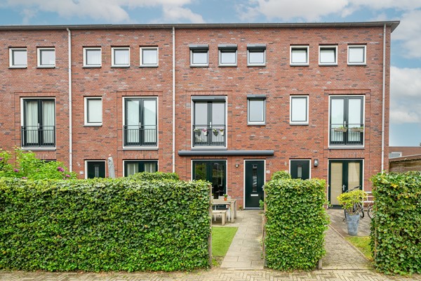 Medium property photo - Spaarwaterhof 24, 2593 RS The Hague