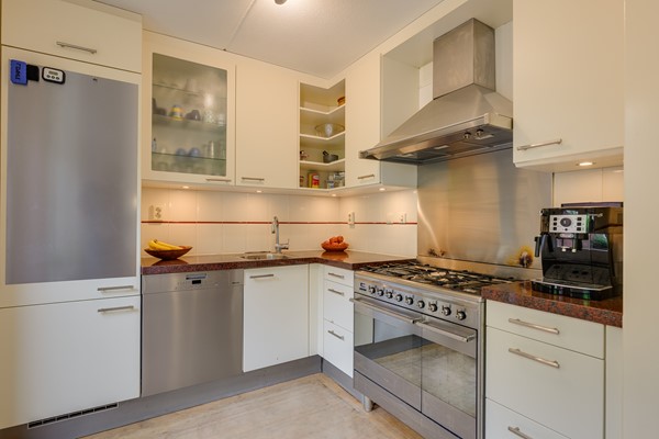 Medium property photo - Alexander Adamskistraat 1, 2251 RT Voorschoten