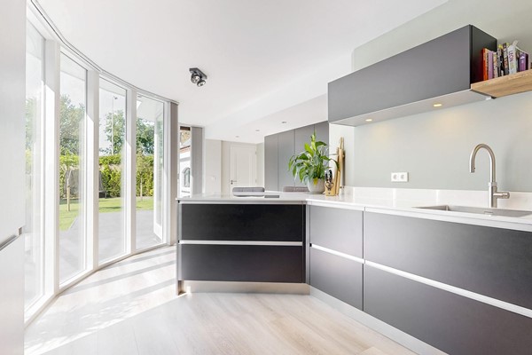 Medium property photo - W. Warnaarlaan 66, 2172 JA Sassenheim