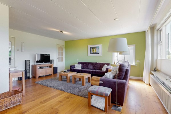 Medium property photo - Wasbeeklaan 5, 2361 HG Warmond