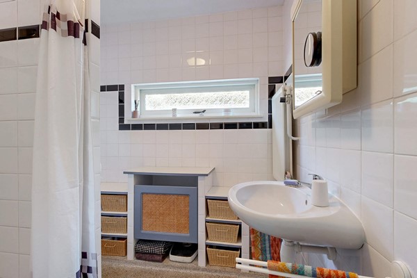 Medium property photo - Wasbeeklaan 5, 2361 HG Warmond
