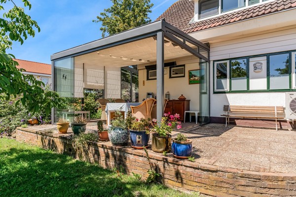 Medium property photo - Wasbeeklaan 5, 2361 HG Warmond