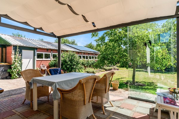 Medium property photo - Wasbeeklaan 5, 2361 HG Warmond