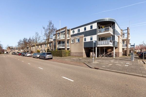 Medium property photo - Koetsiersweg 110, 2171 NL Sassenheim