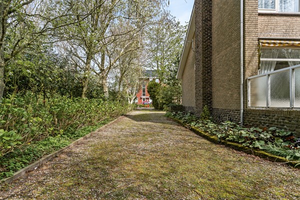 Medium property photo - Van der Weijdenlaan 9, 2211 JK Noordwijkerhout