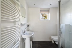 Verkocht: Van Mathenessestraat 43, 2361 KB Warmond