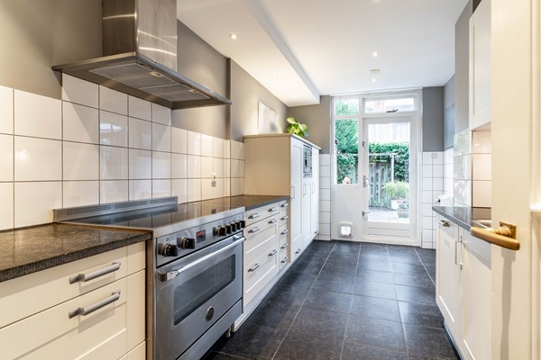 Medium property photo - Ursulaland 85, 2591 GV Den Haag