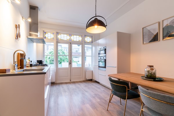 Medium property photo - Usselincxstraat 136, 2593 VP Den Haag