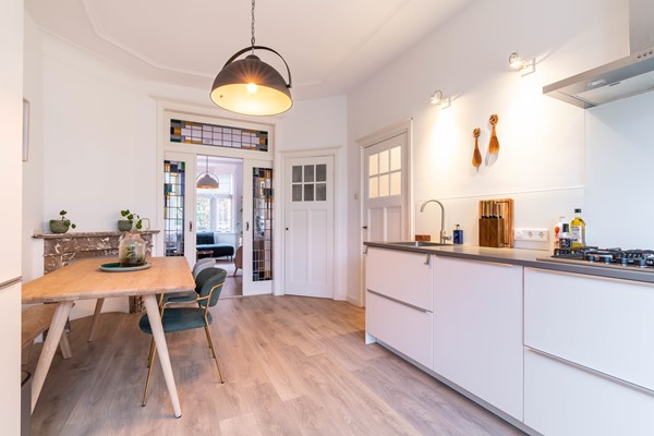 Medium property photo - Usselincxstraat 136, 2593 VP Den Haag