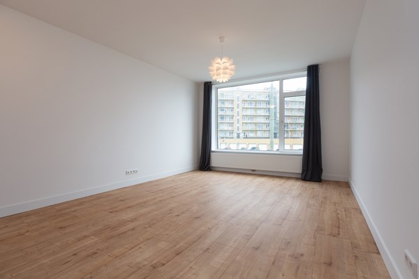 Medium property photo - Gevers Deynootweg 113A, 2586 HJ Den Haag