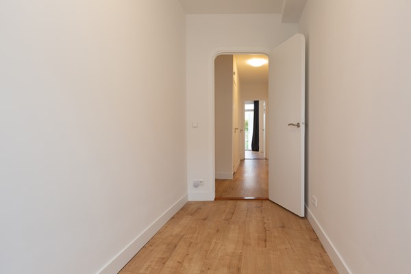 Medium property photo - Gevers Deynootweg 113A, 2586 HJ Den Haag