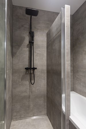 Medium property photo - Gevers Deynootweg 113A, 2586 HJ Den Haag