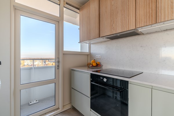Medium property photo - Haverkamp 170, 2592 BL Den Haag