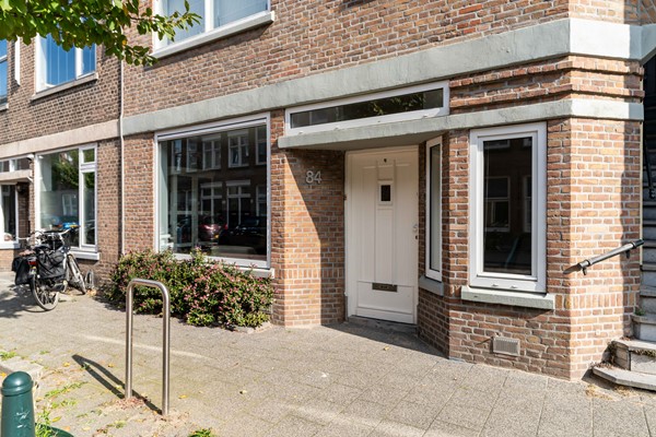 Medium property photo - Hendrik Zwaardecroonstraat 84, 2593 XT Den Haag