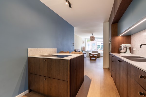 Medium property photo - Hendrik Zwaardecroonstraat 84, 2593 XT Den Haag