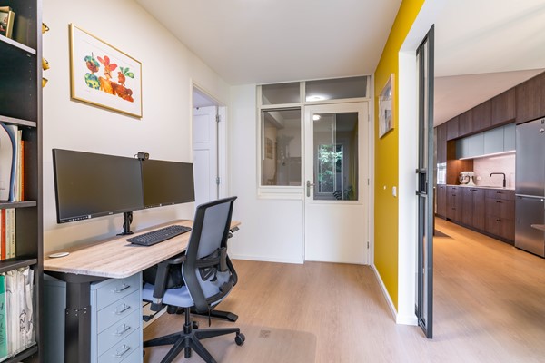 Medium property photo - Hendrik Zwaardecroonstraat 84, 2593 XT Den Haag