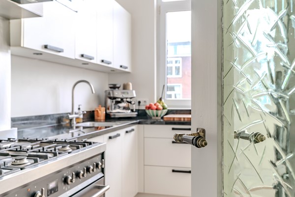 Medium property photo - Hofwijckplein 72, 2515 RM Den Haag