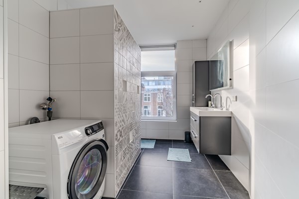 Medium property photo - Hofwijckplein 72, 2515 RM Den Haag