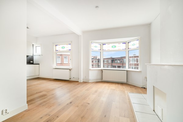 Medium property photo - Van Lansbergestraat 10, 2593 SE Den Haag