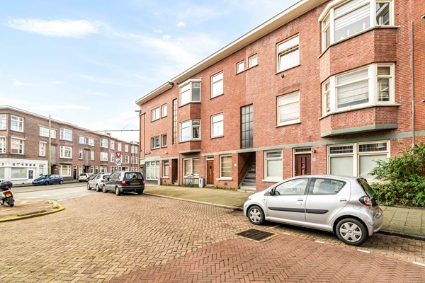 Medium property photo - Van Lansbergestraat 10, 2593 SE Den Haag